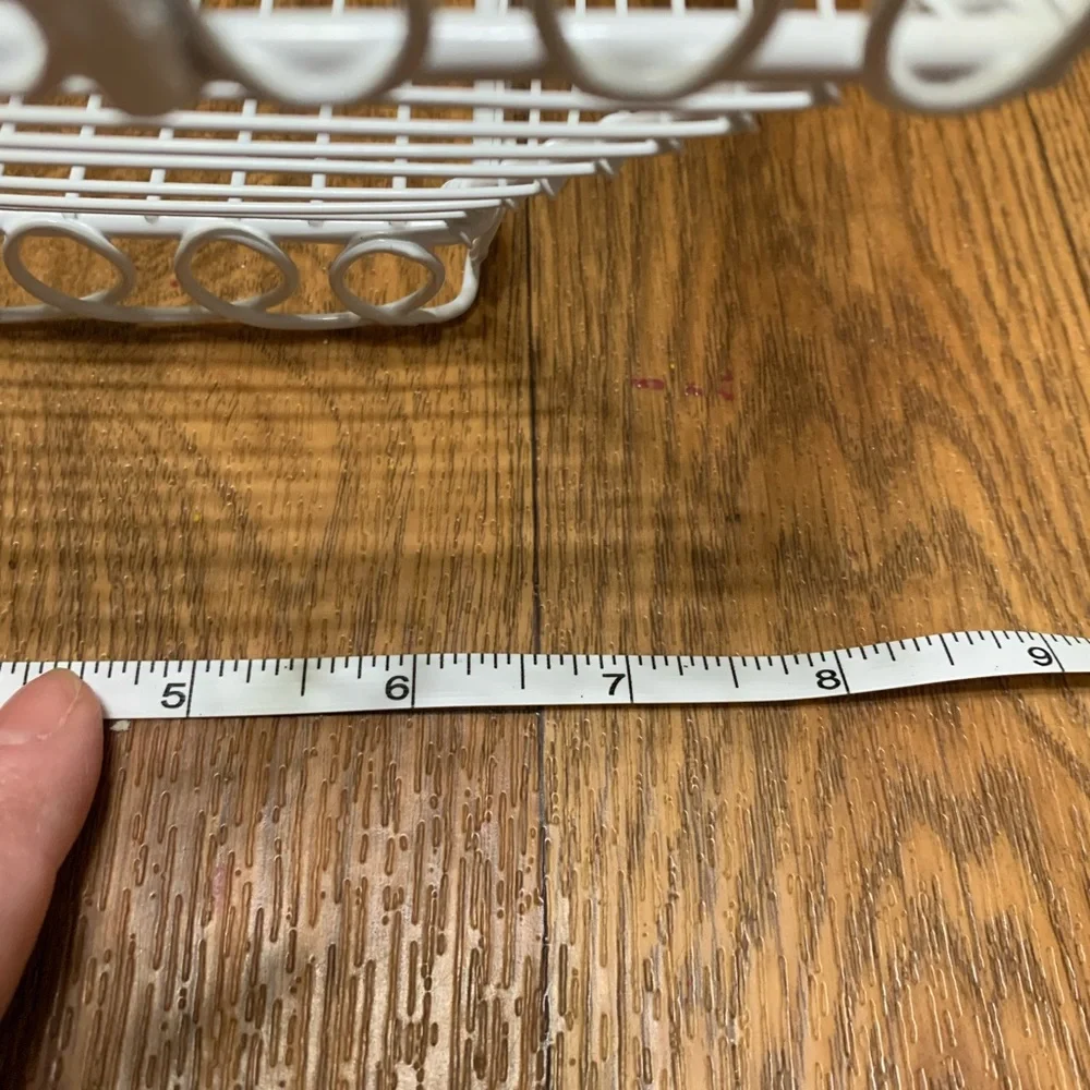 Vintage wire coated white tray/basket